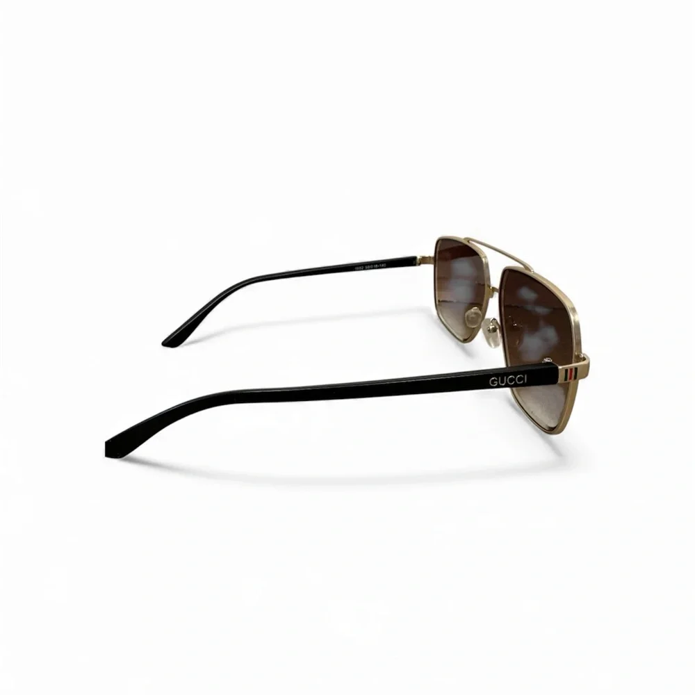 Vintage Gucci Made In Italy Aviator Gold And Black 90’s Sunglasses